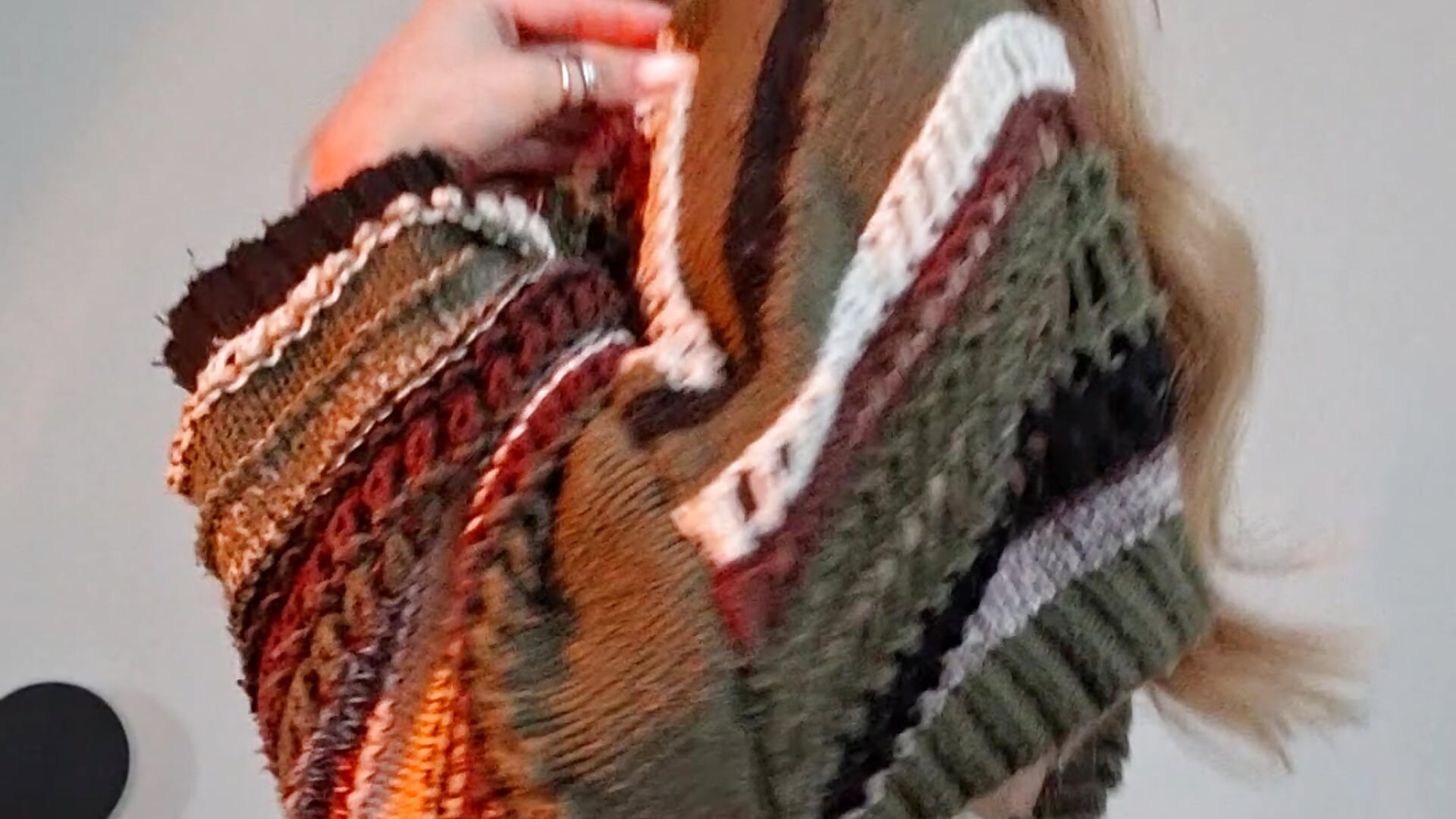 Follow me^^－カメラキャストのChloe_Ravensの動画