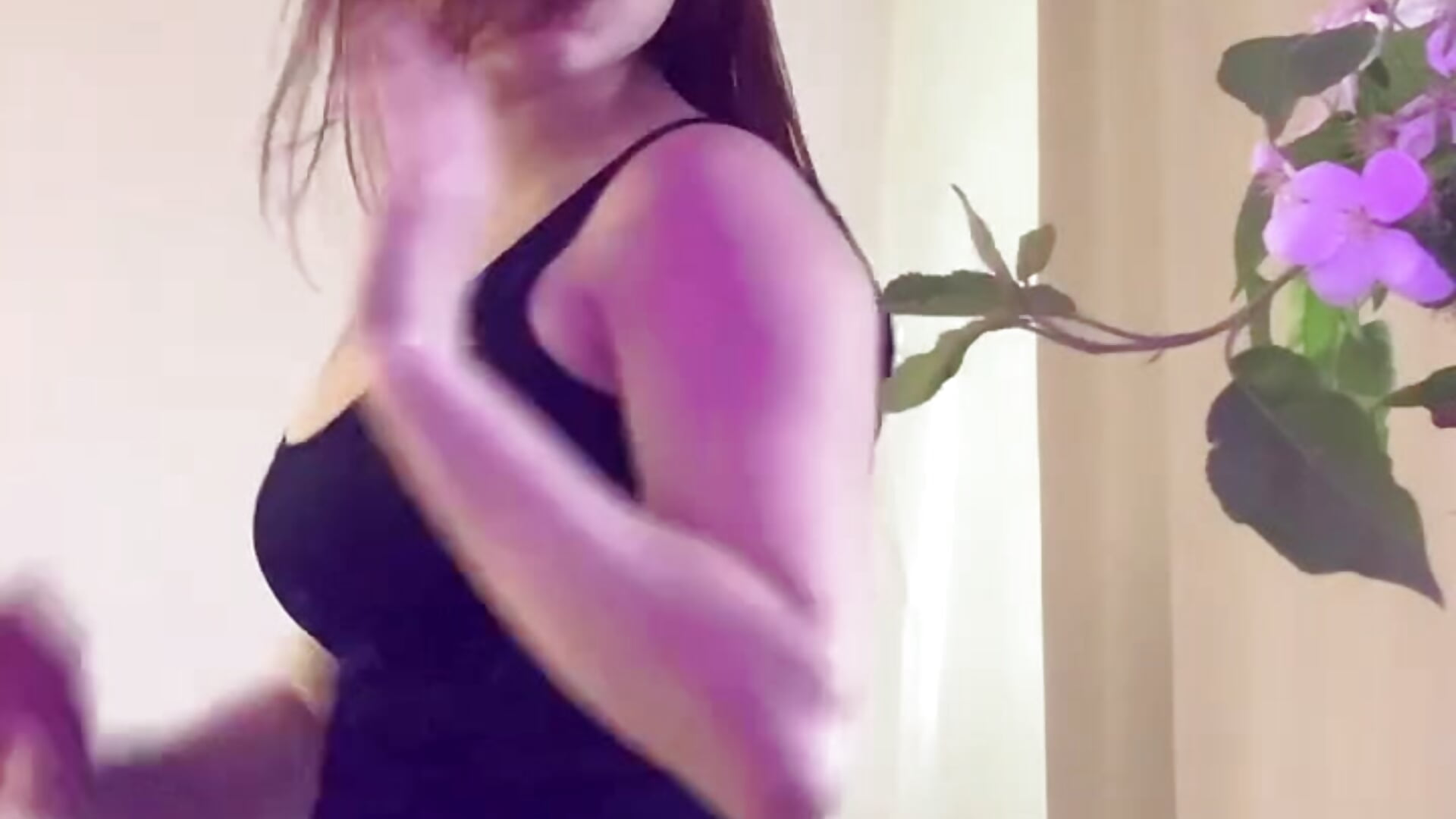 Can I tease you a little, honey? - video by Alice_Wyliee cam model