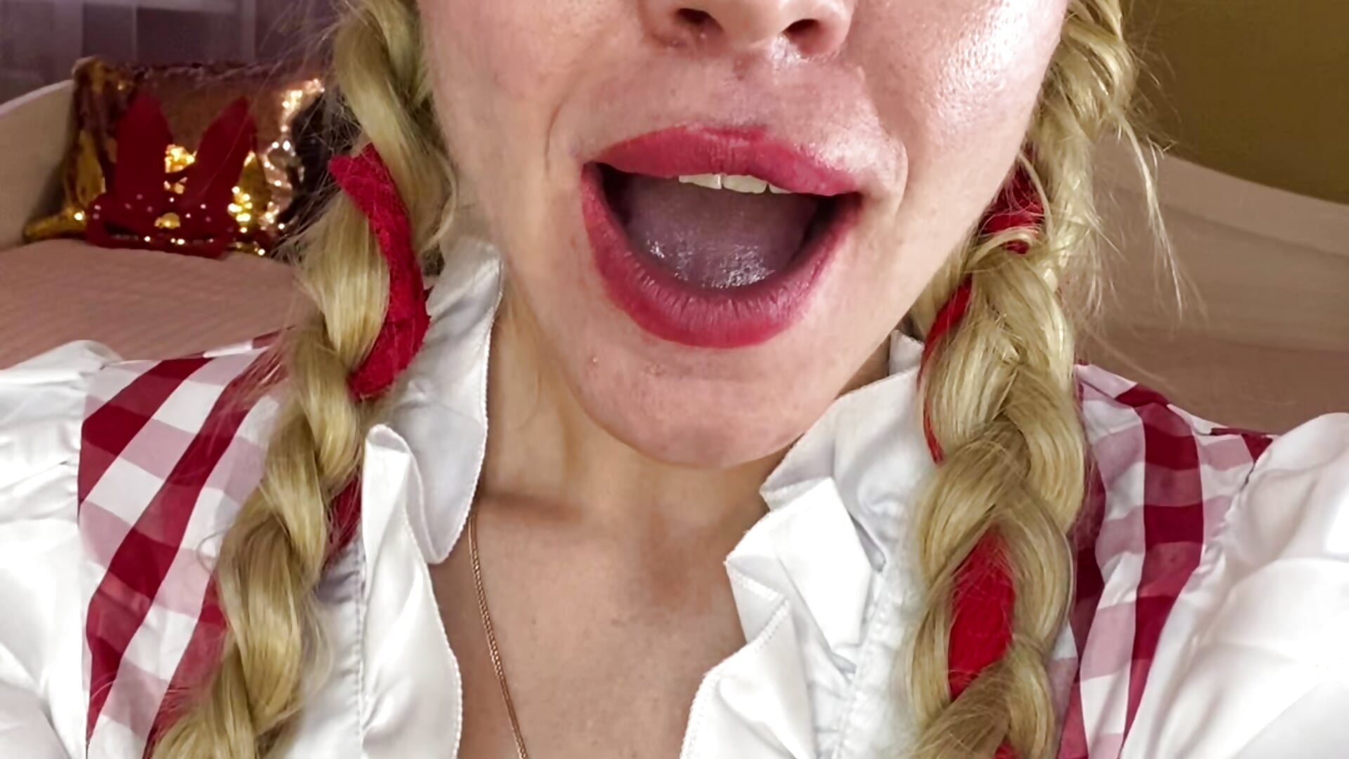 We celebrate Oktoberfest with Lisa)) - video by LiSinDoll cam model