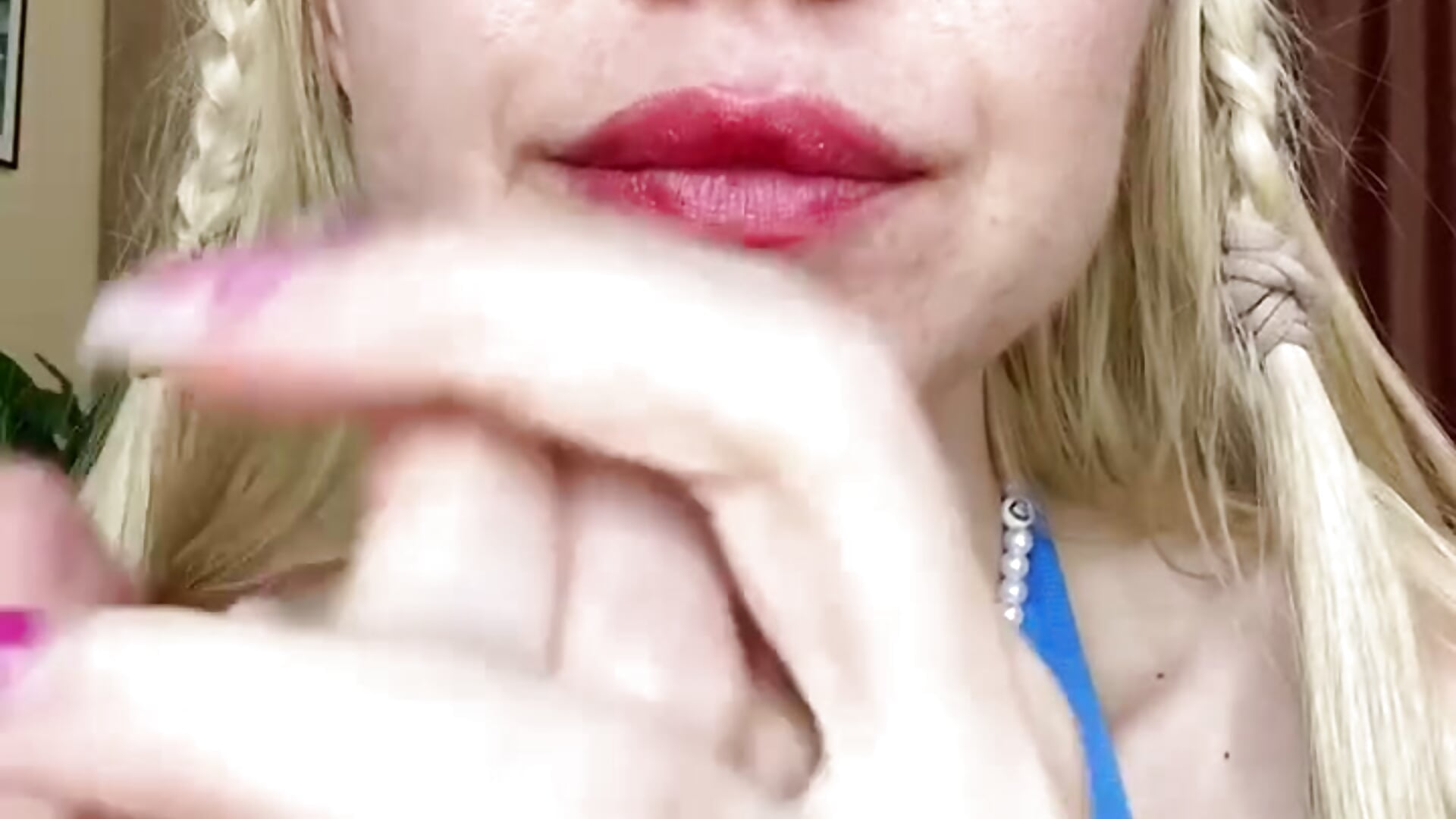 I touch you free version - full in subscription - video by LiSinDoll cam model