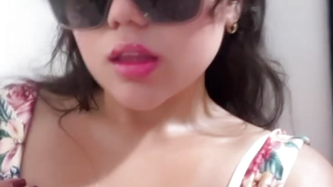 😋🔥 - video by kiaraa_peach cam model