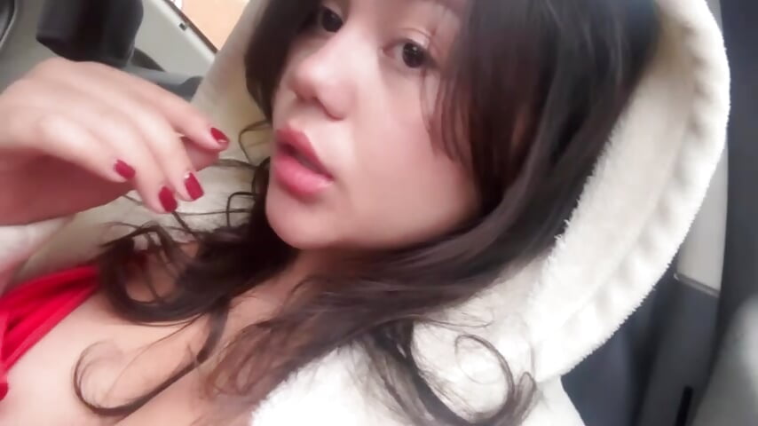 The cold is my favorite climate, guys.. 🥶 - video by kiaraa_peach cam model
