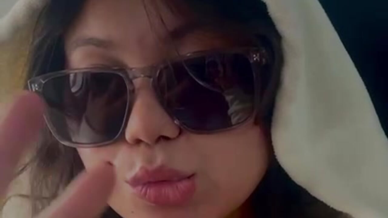 A new journey✈️ - video by kiaraa_peach cam model