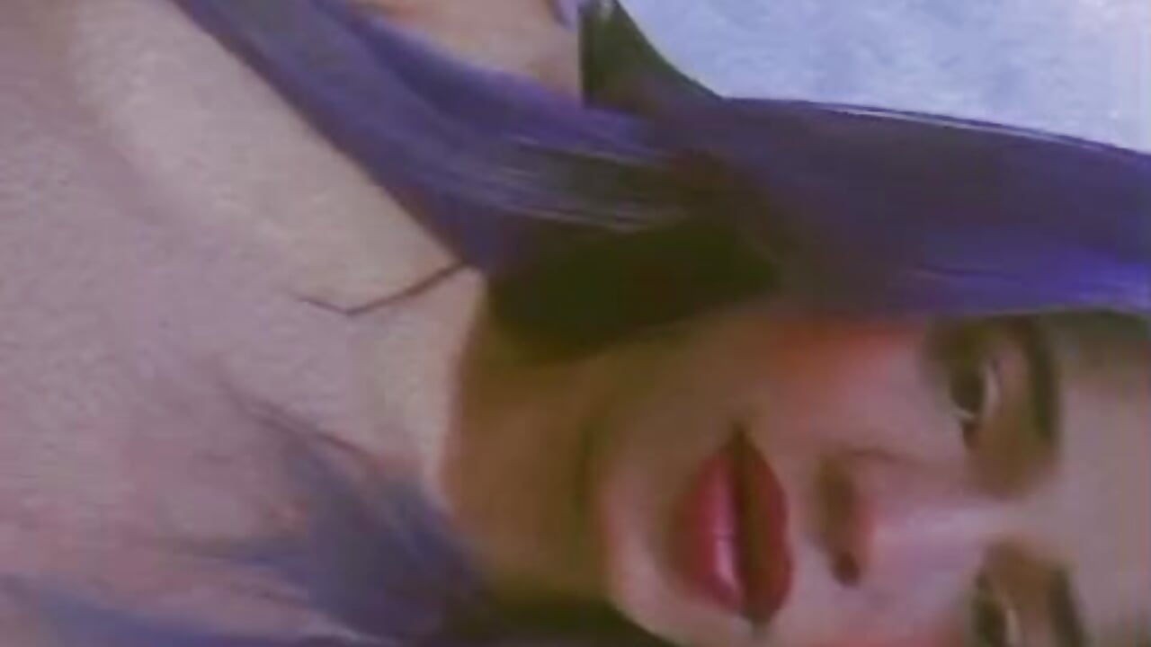 KISS ME♥ - video by kairadayamai cam model