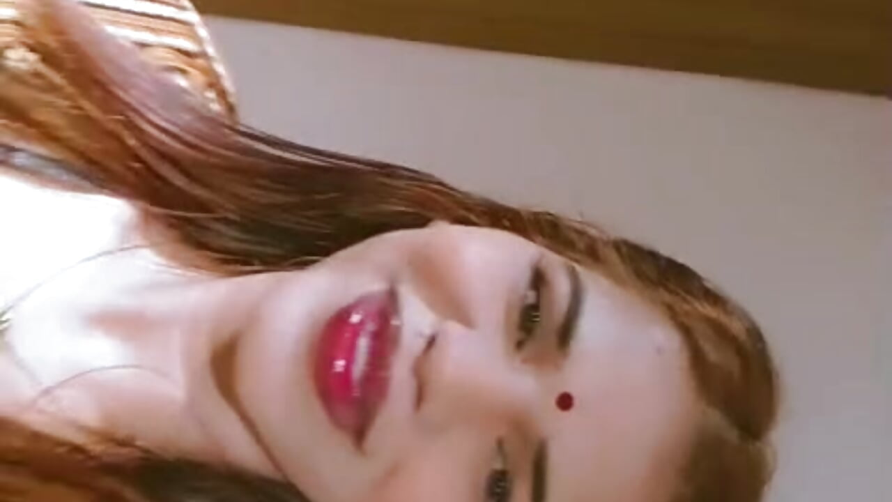 💋your Indian woman with sexy lips 💋 - video by kairadayamai cam model