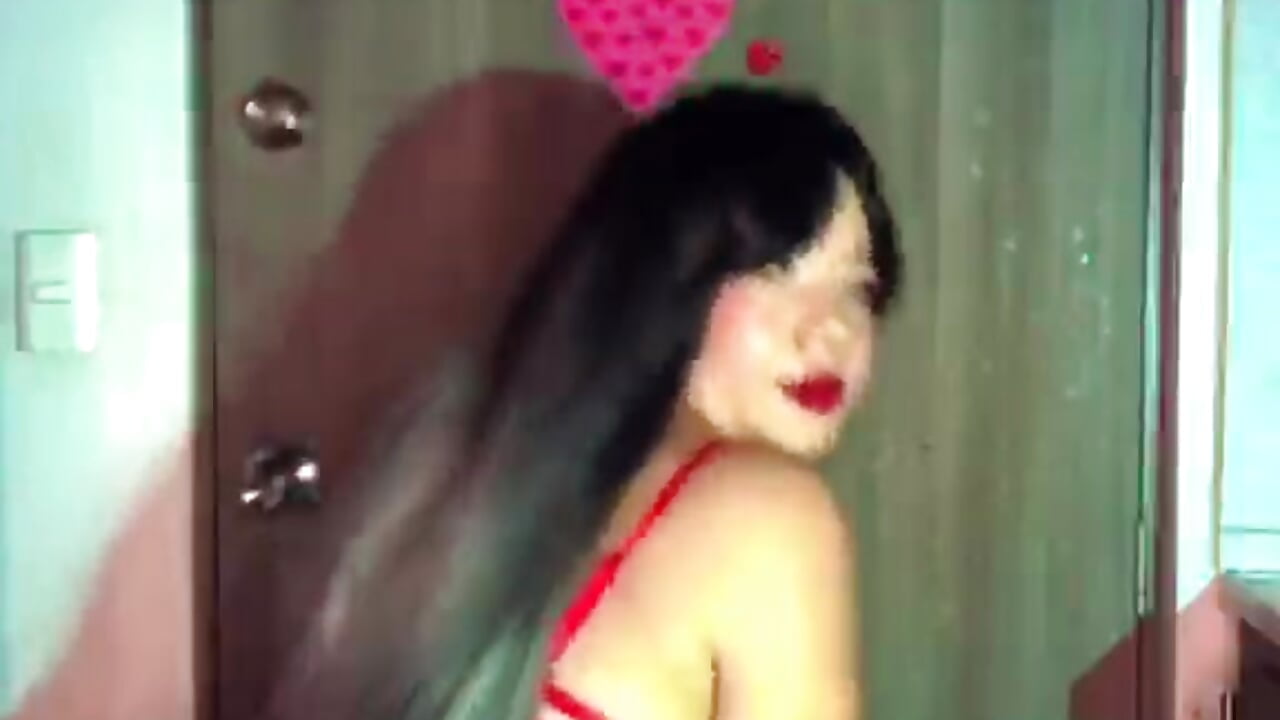 I think the color black looks good on me, or what do you think, my love?😋💕😈 - video by pamelalambert cam model