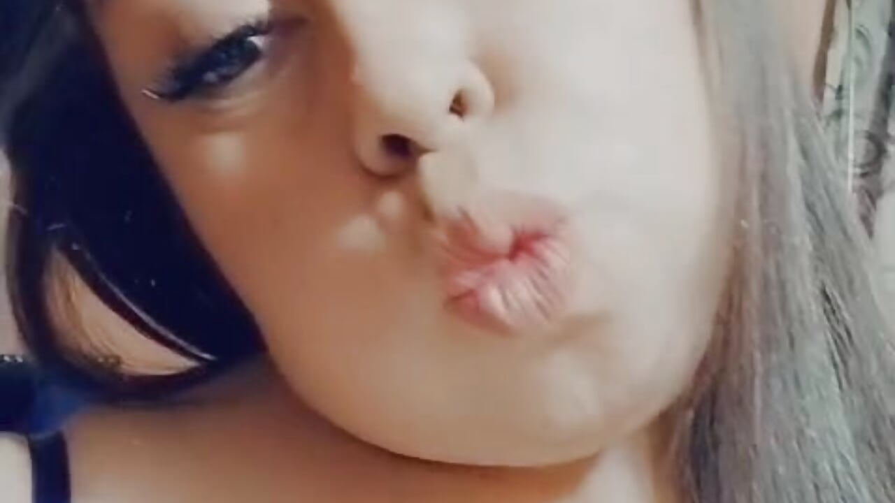 Good morning heart I wait for you in my room to have fun - video by Camilaa_titssexx cam model