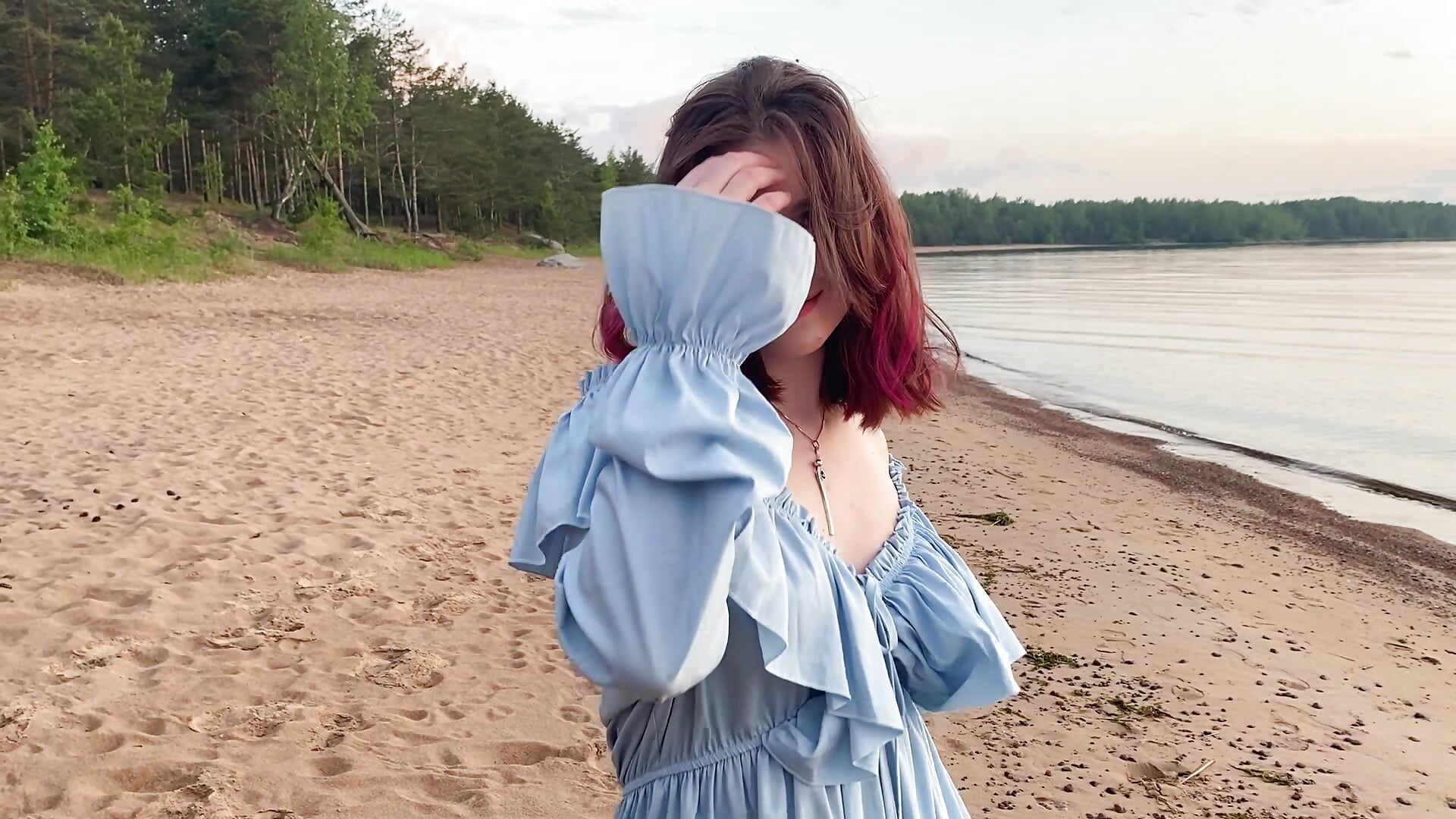 Summer walk 🩱👙👗 - video by ElzaBlis cam model