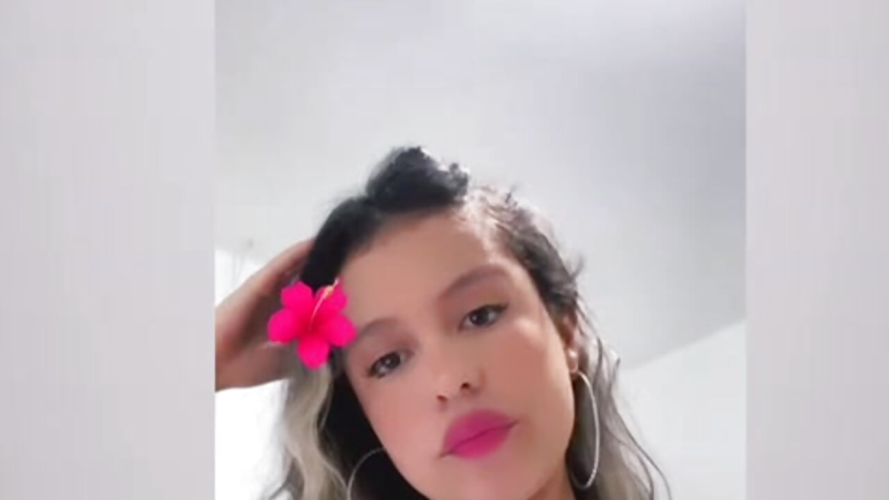 me ❤ - video by nathaly_jones_ cam model