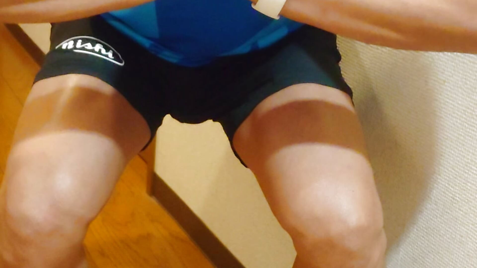 運動しようよっっっ_02 ス クワット－カメラキャストのYasu2000の動画