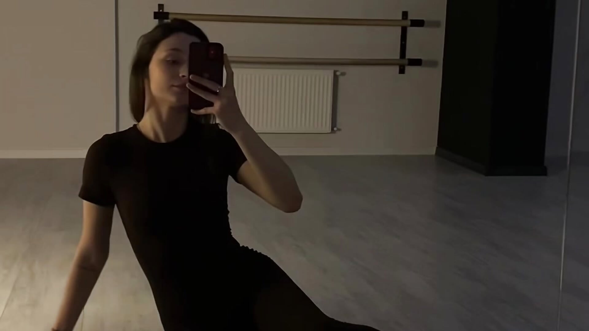 ❤️‍🔥 - video by LuisaVee cam model