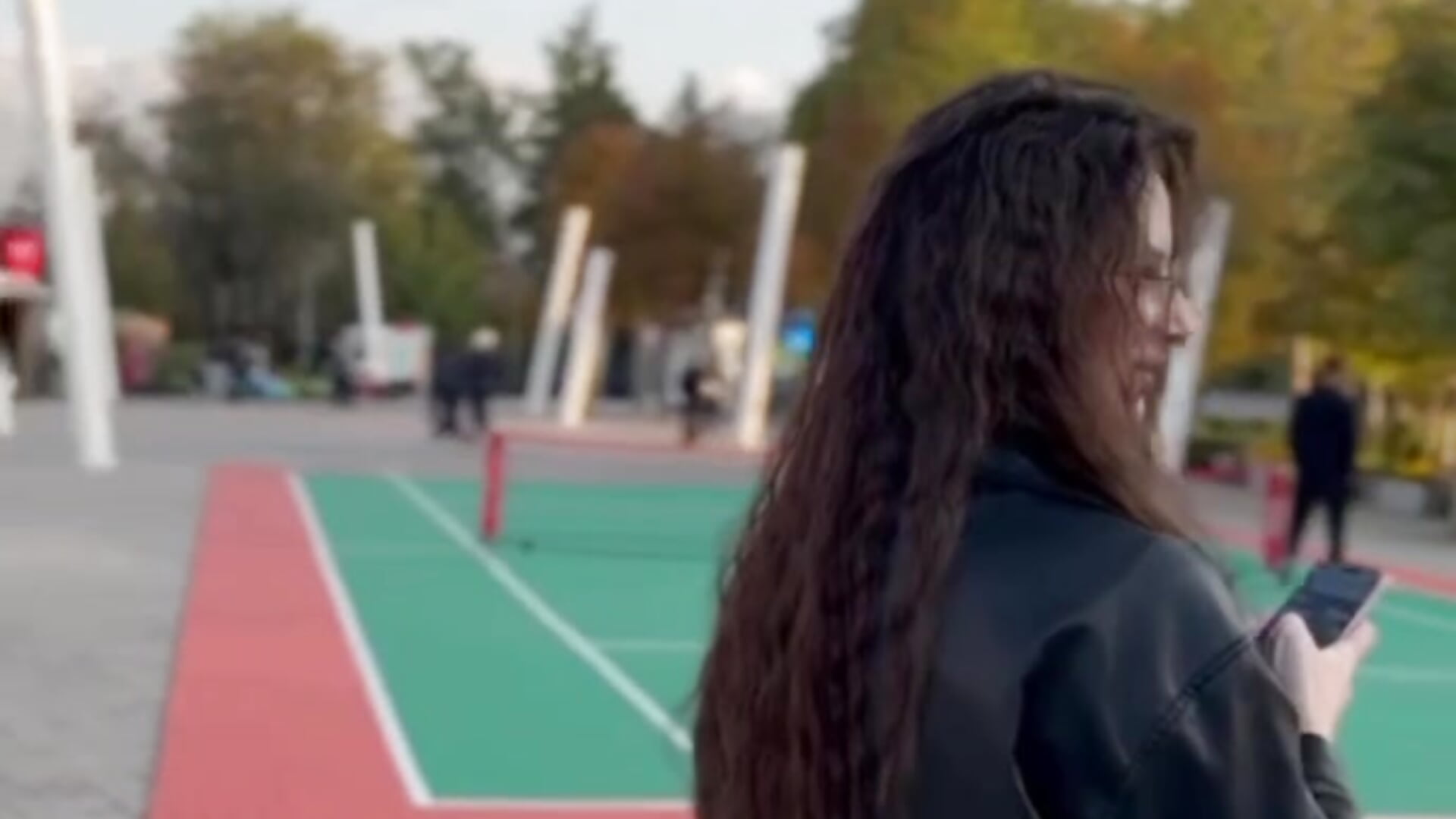 kissss💋 - video by Luna_Raee cam model