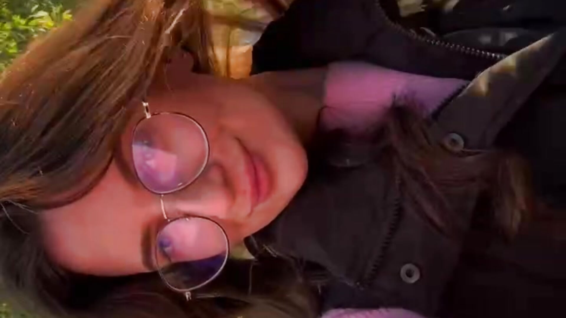 hi autumn! - video by Luna_Raee cam model