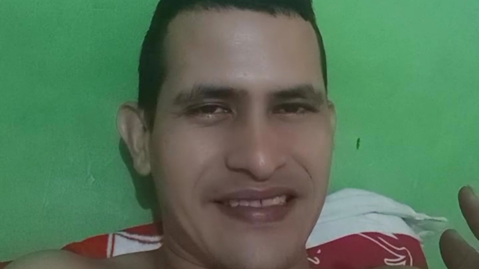 2025-05-13-071325645 - video oleh model kamera Kars1721