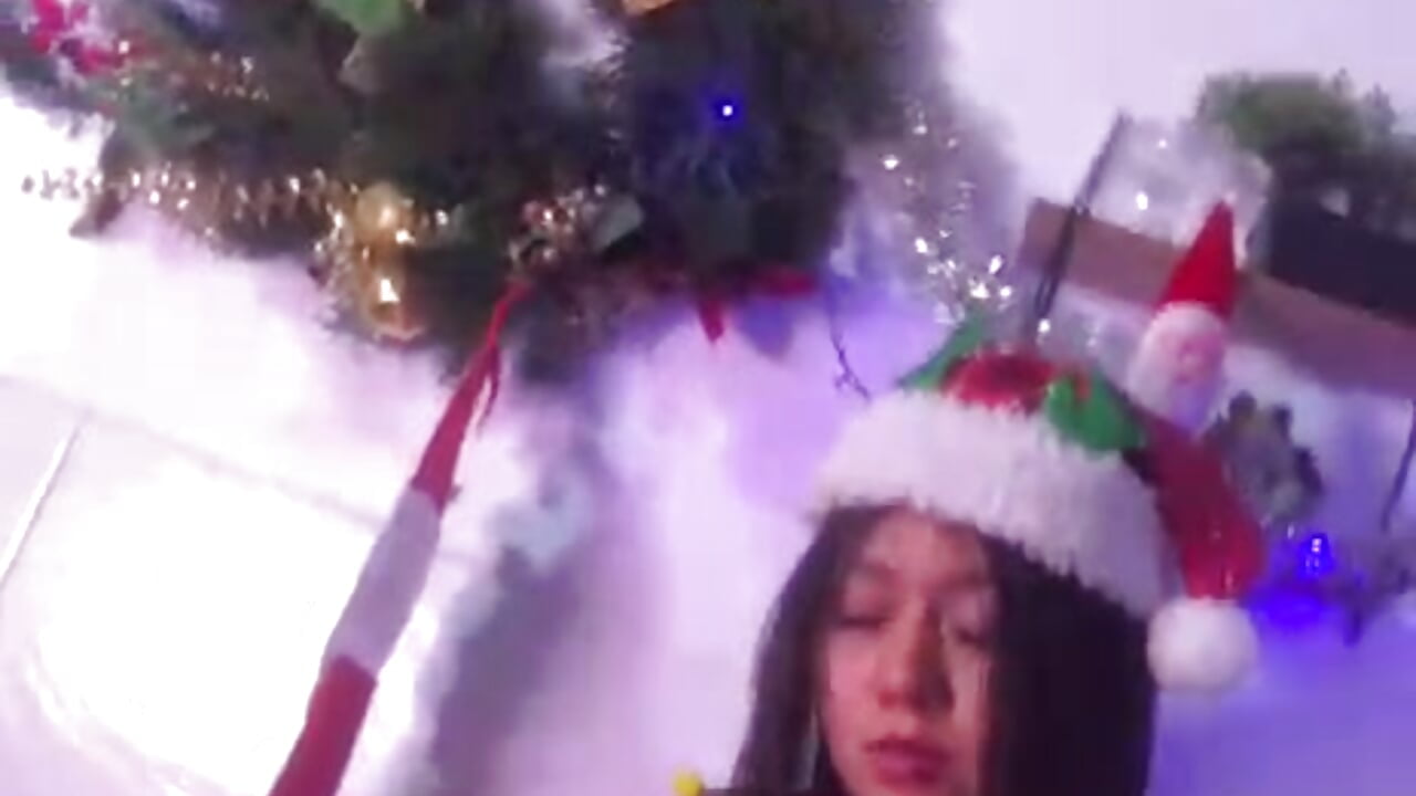 just christmas time - video by catalina_santana20 cam model