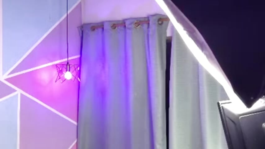 Join me to have a delicious orgasm while they spy on me 🤤🤤🔥🔥