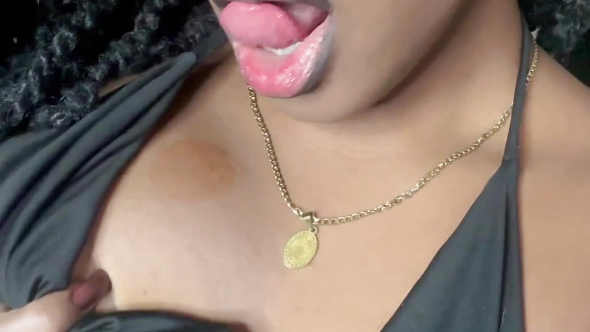 Unlock Her Secrets Free - video by YallianaBrooks cam model