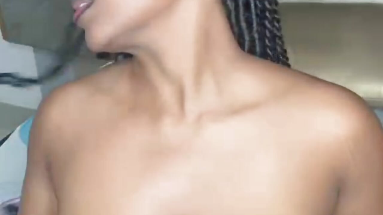 My naughtiest side, just for you - Vídeo de YallianaBrooks, modelo de vídeos