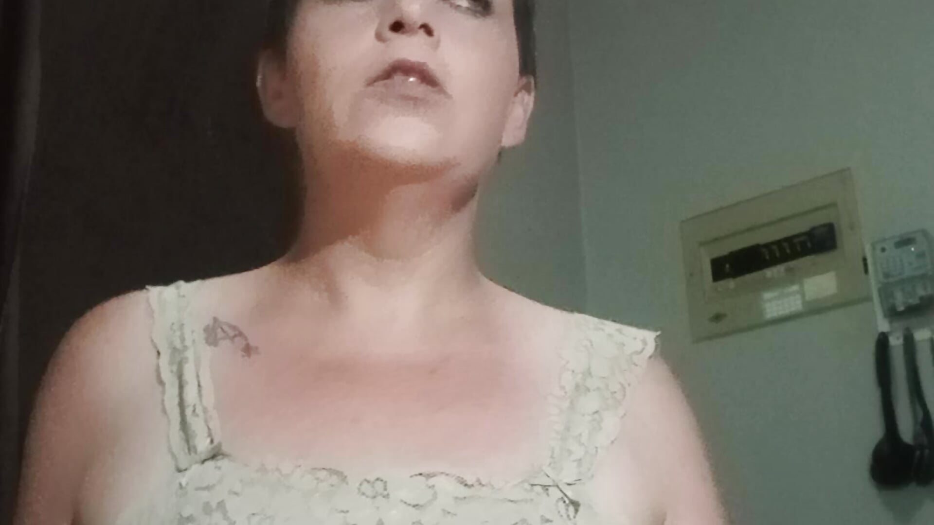 Shave and smoking - video by HealingthroughtArt cam model