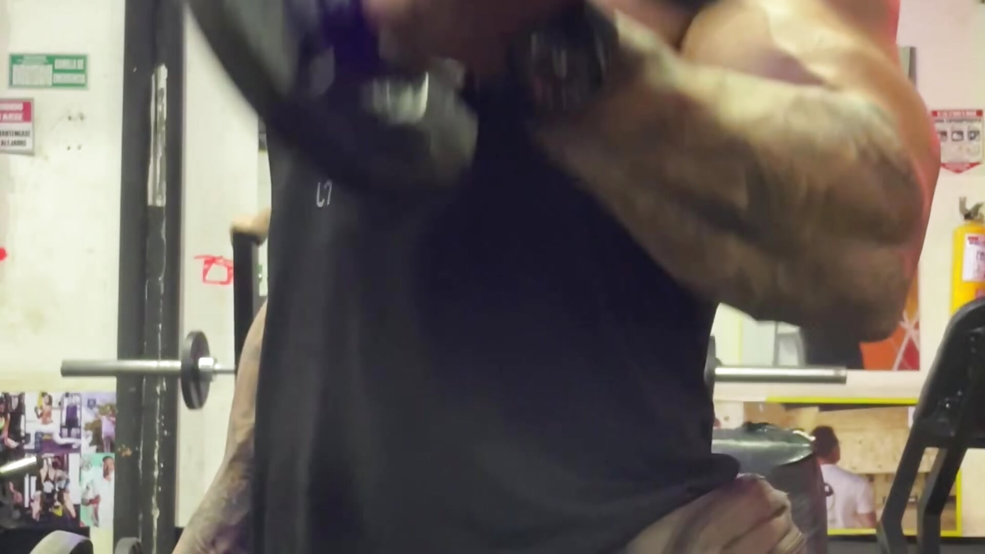 Bíceps - video by mason_fit cam model