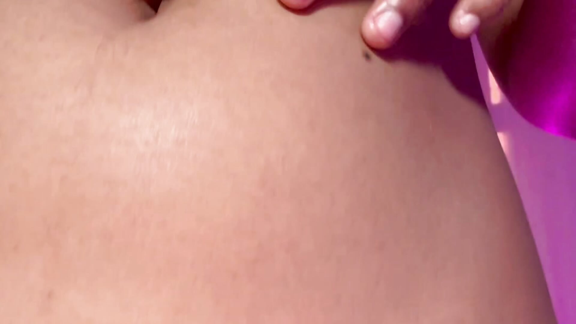 Hard fingering by dildo squirt 👅👅👅💦💦 – video modela na kameri Neha18