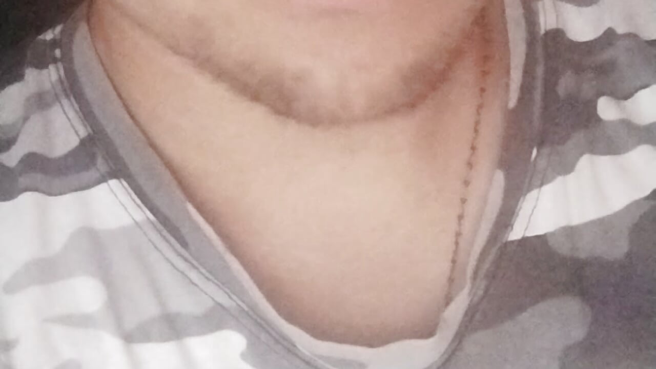 Hola😁 – video af XyeseniaxseX cam-model