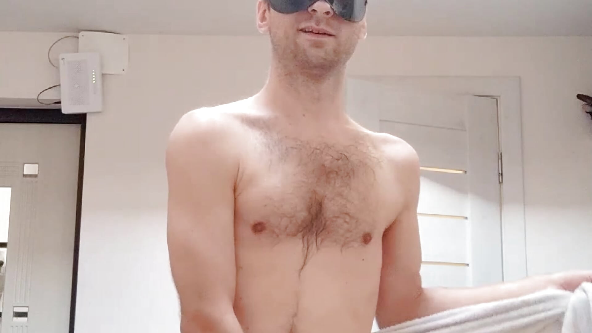 Полотенце - vidéo du modèle de showcams NakedDrums