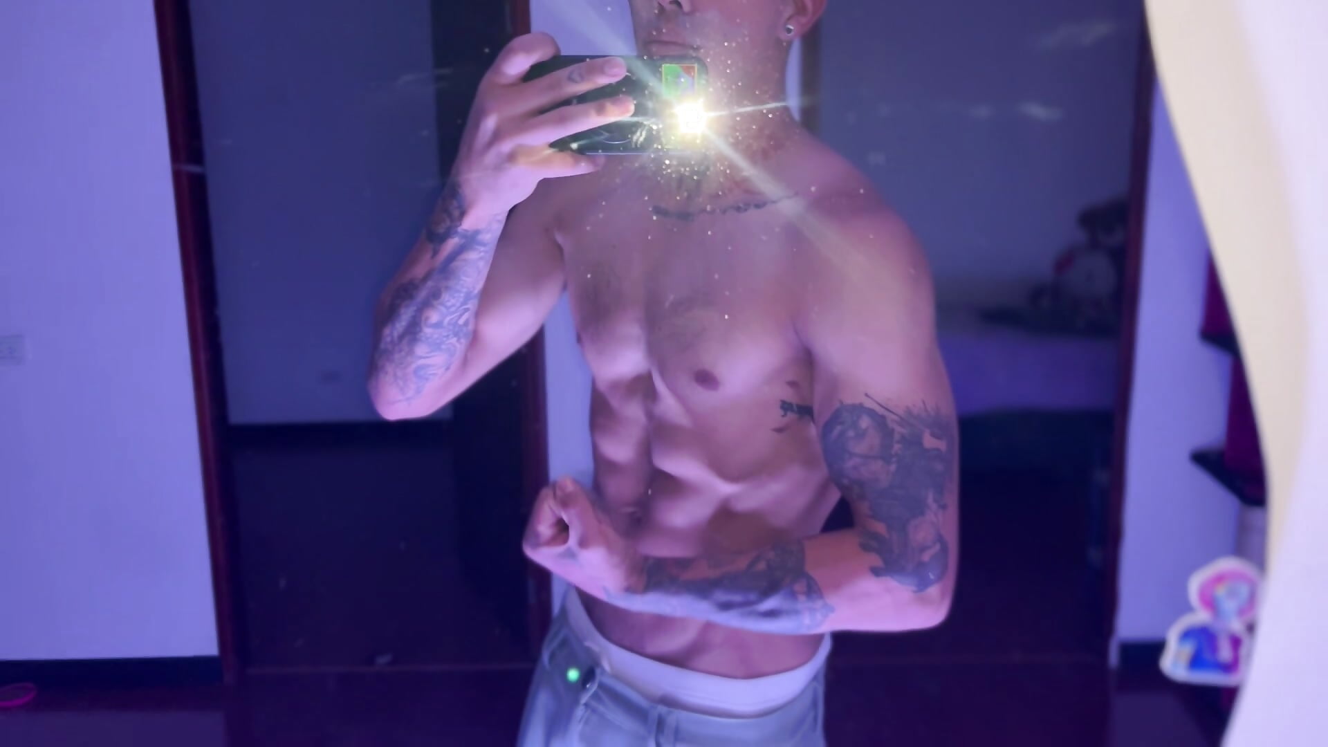 😝😝 - video by Savajelust cam model