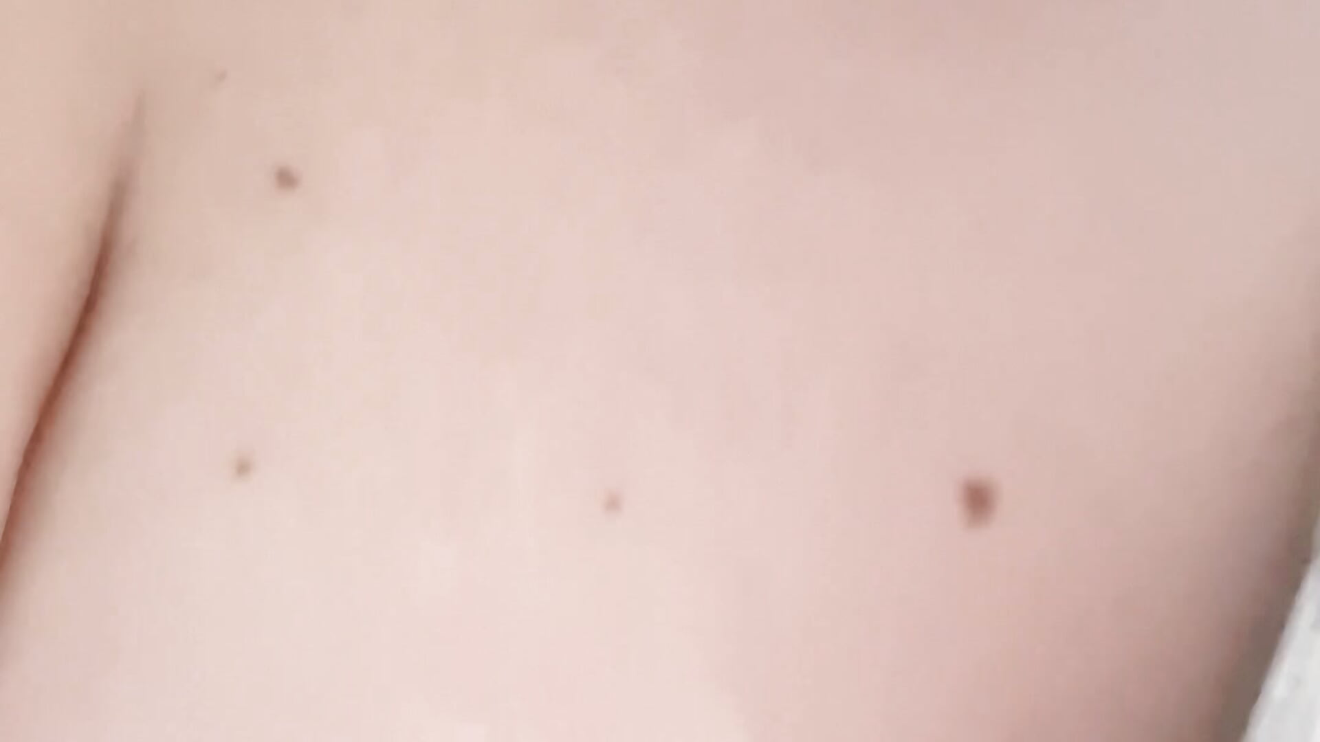 Pechos - video by estrellasexy79 cam model