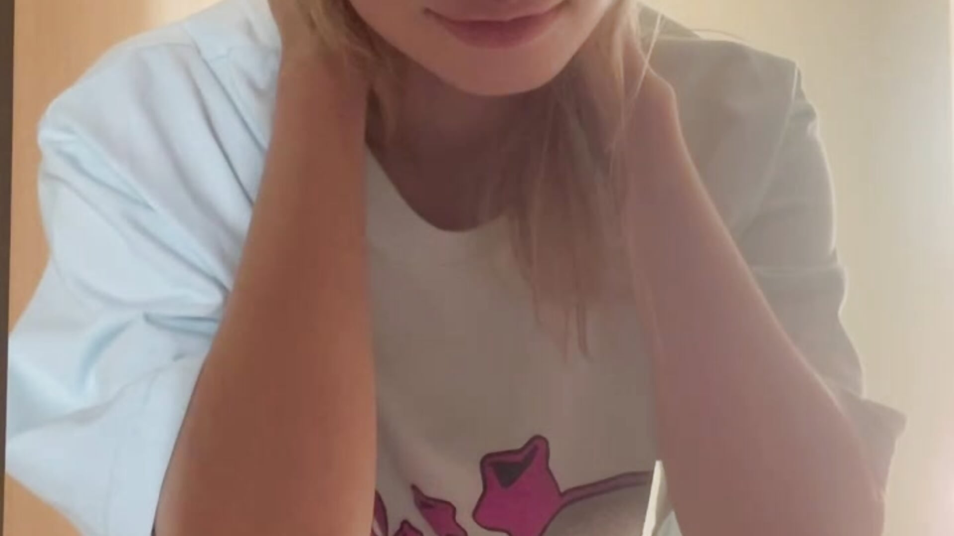 Hello - video by Sara_kaya cam model