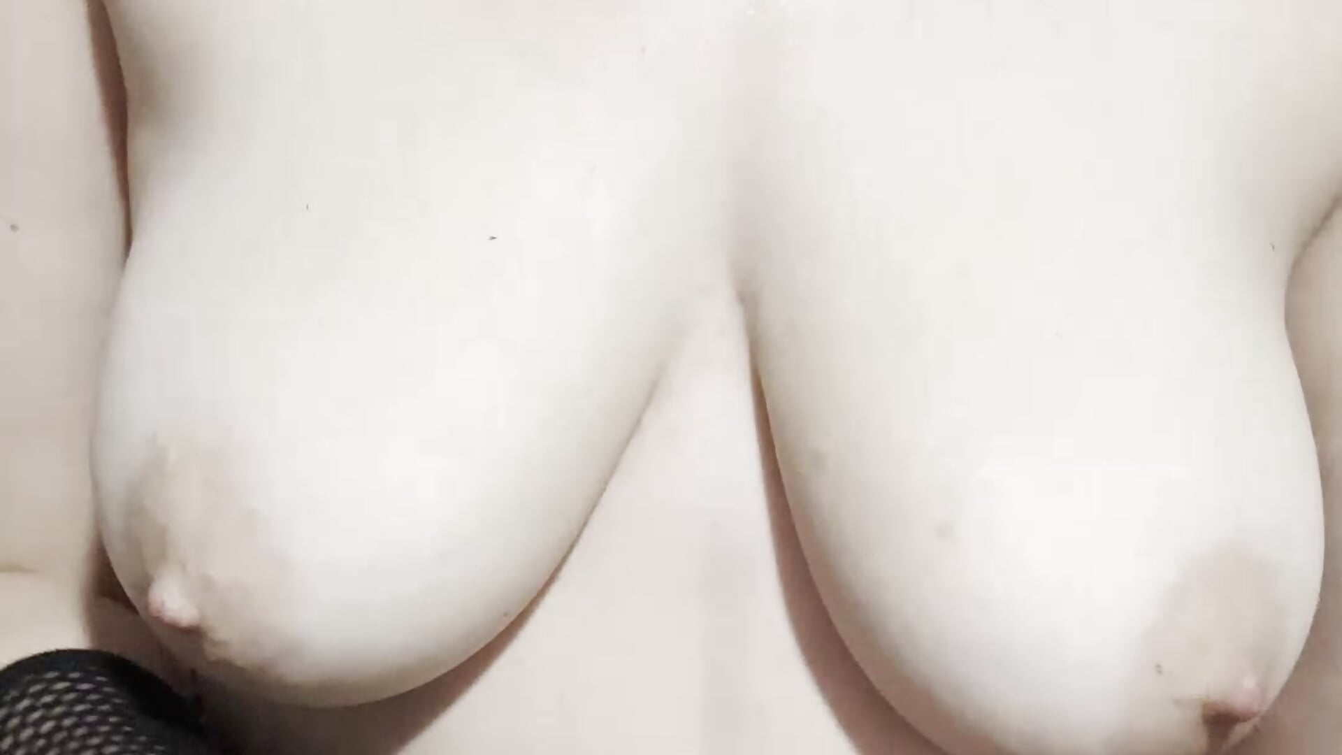 🔥 Consigo llegar al SQUIRT y soltar chorro doble 💦💦 por mi vagina mientras me masturbo 😈 - video od modelky/modela diablasucubo