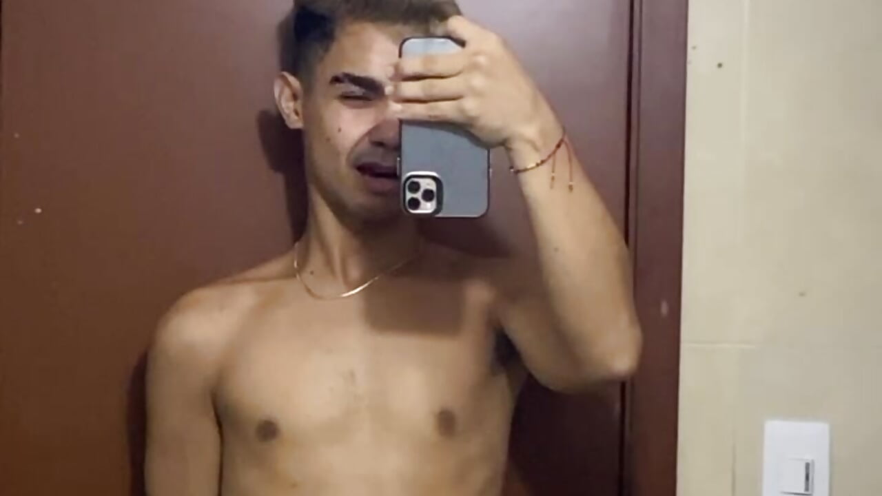 😈 - video của người mẫu cam Violet_Dream2