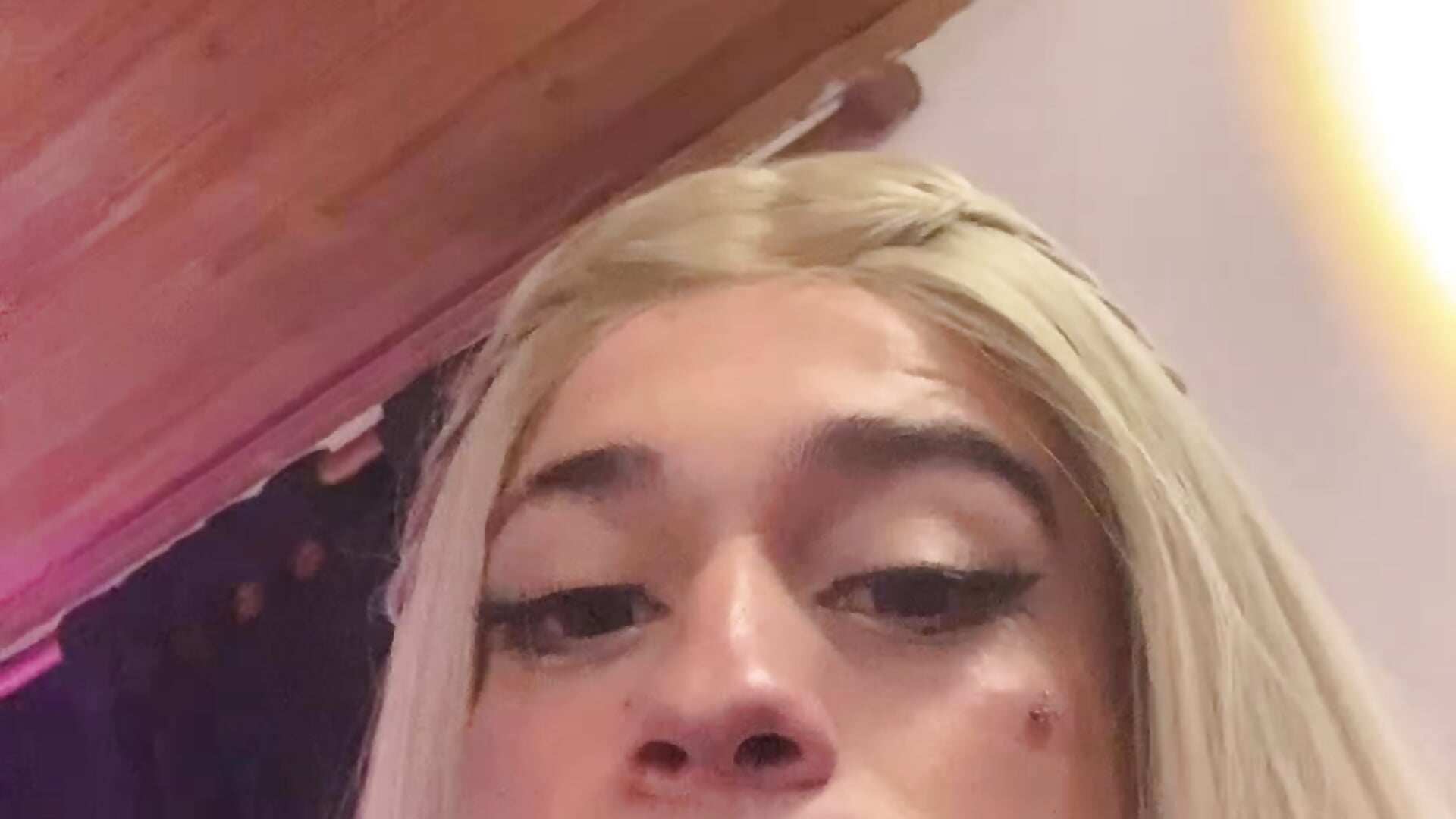 Cuteee❤️❤️ - video by chloe_ember cam model