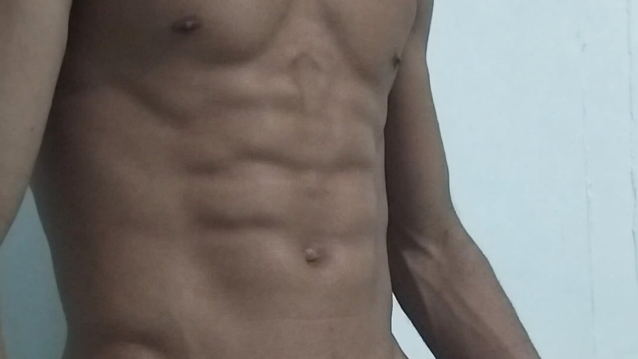 profile-intro-video-1770916075 - 視頻由 Brayanellatino 主播提供