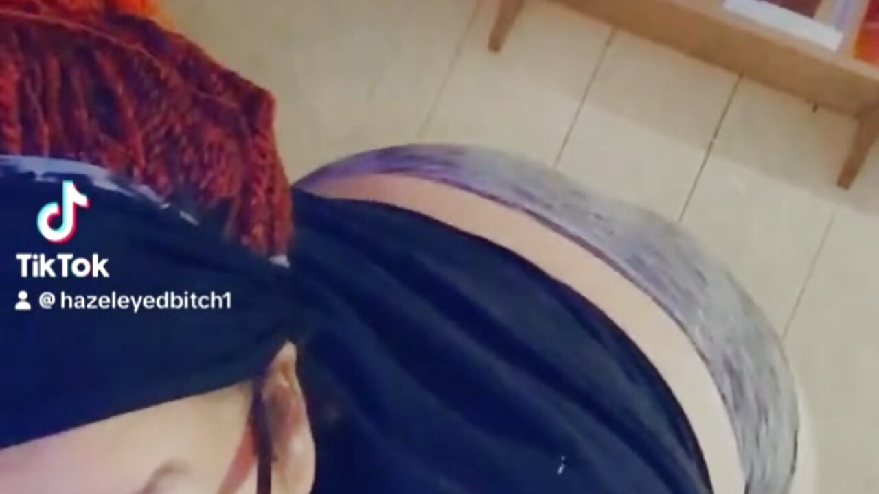 Shaking that ass - video by hazeleyedbeauty926 cam model