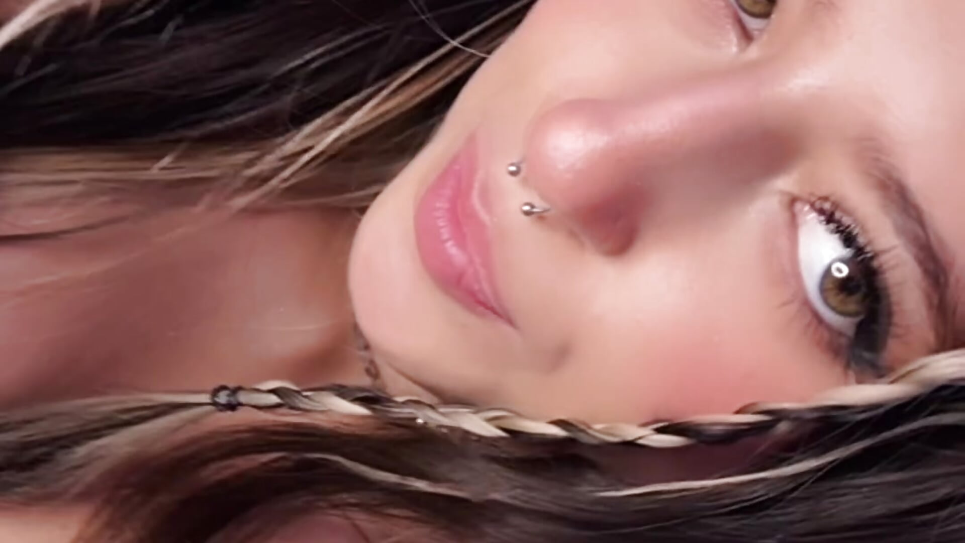 I'm going to tempt you until you can't resist 💋 - vídeo de la modelo de cam Bella__Lane