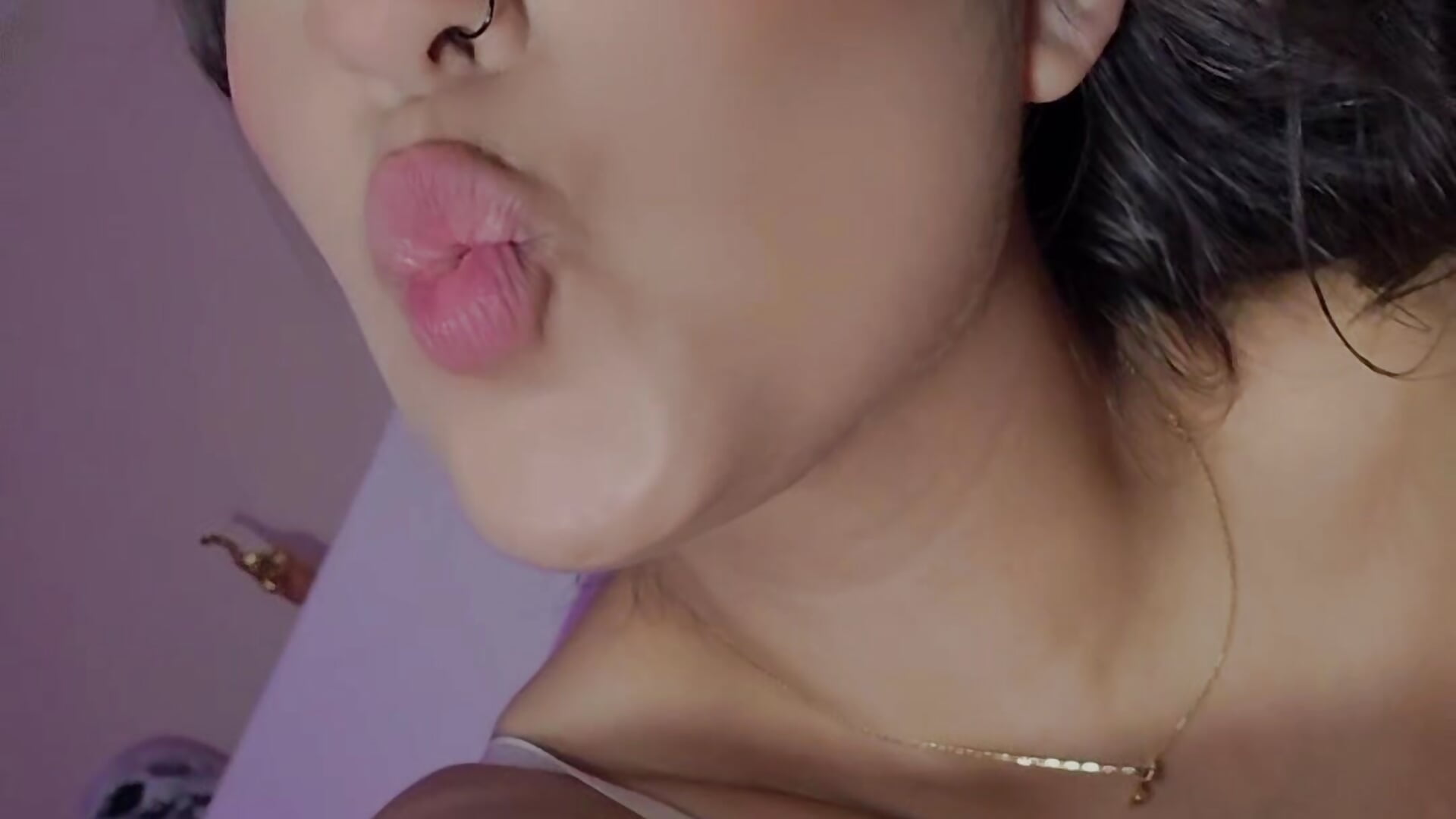 💋 Naughty kisses - video oleh model kamera Bella__Lane