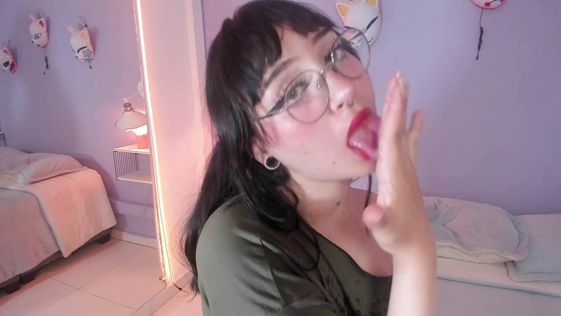 I wanna feel your fingers in my mouth 💦🥵 - video by Zoe_Lynch_ cam model