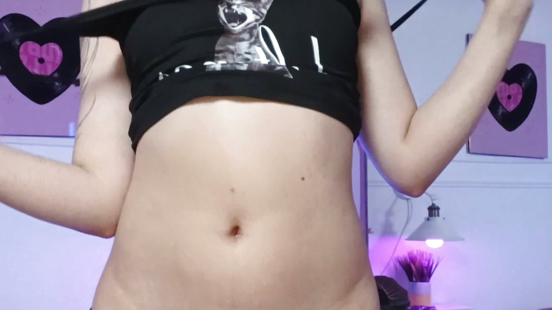 Today I want beautiful attention 🥺✨ - فيديو من Zoe_Lynch_ موديل الكام