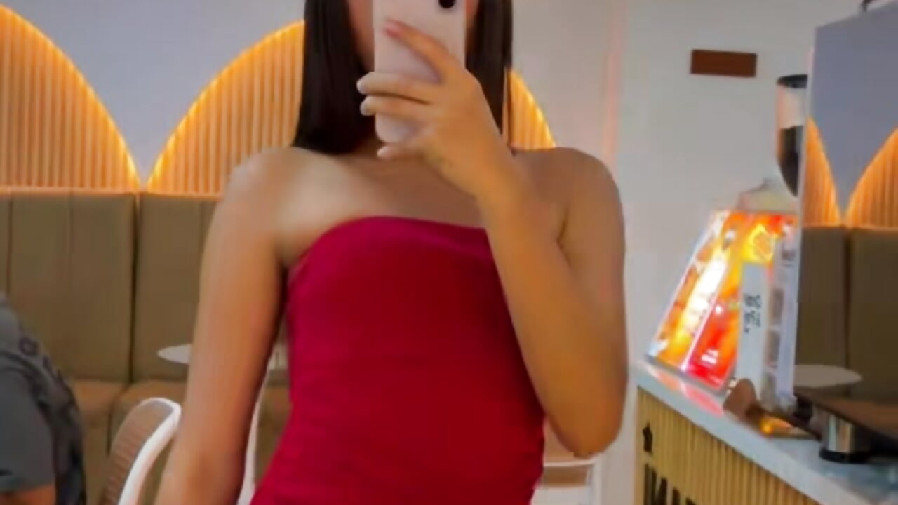 In a Red dress ❤️ – video af Sassy_Keylla cam-model