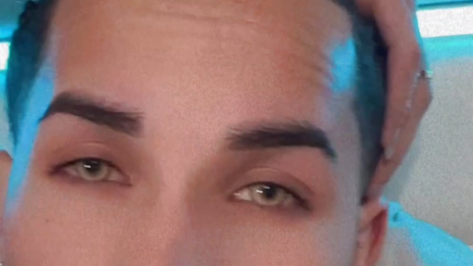 AA2DD0A8-737F-4067-BDF1-8D924B1C54CB - video của người mẫu cam Jaimema