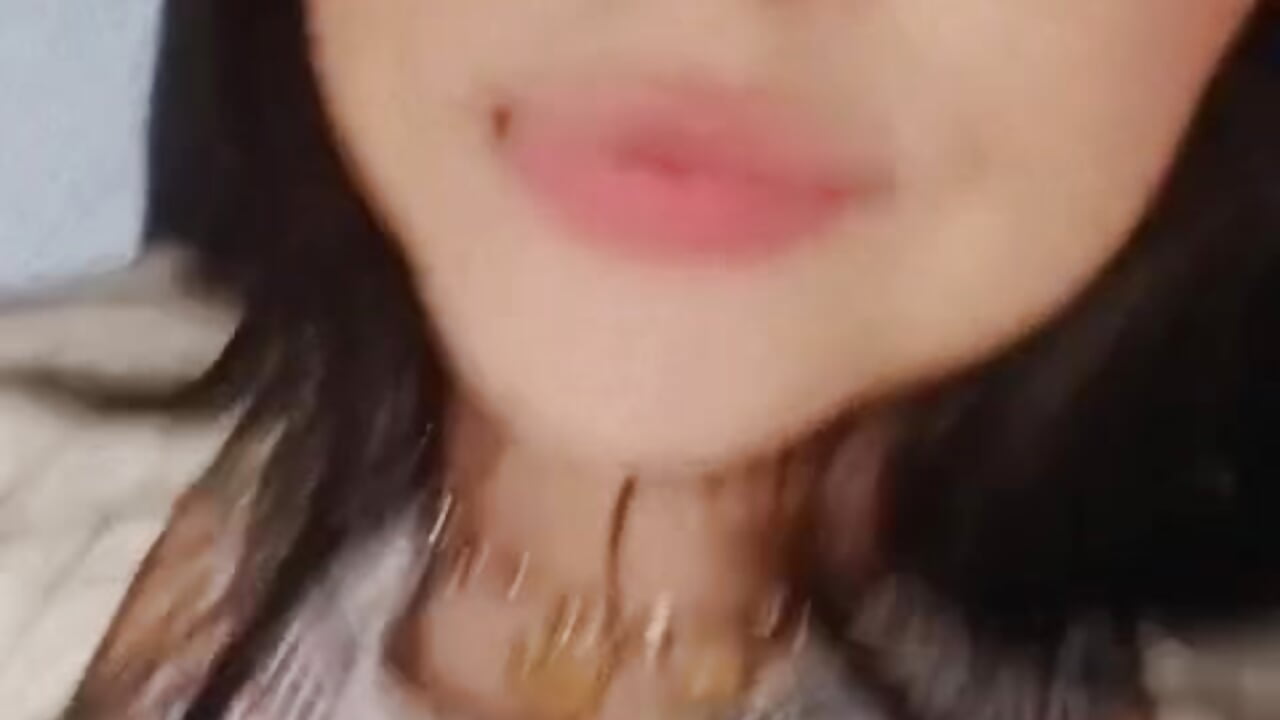 pretty - video by Celestte_beautiful cam model