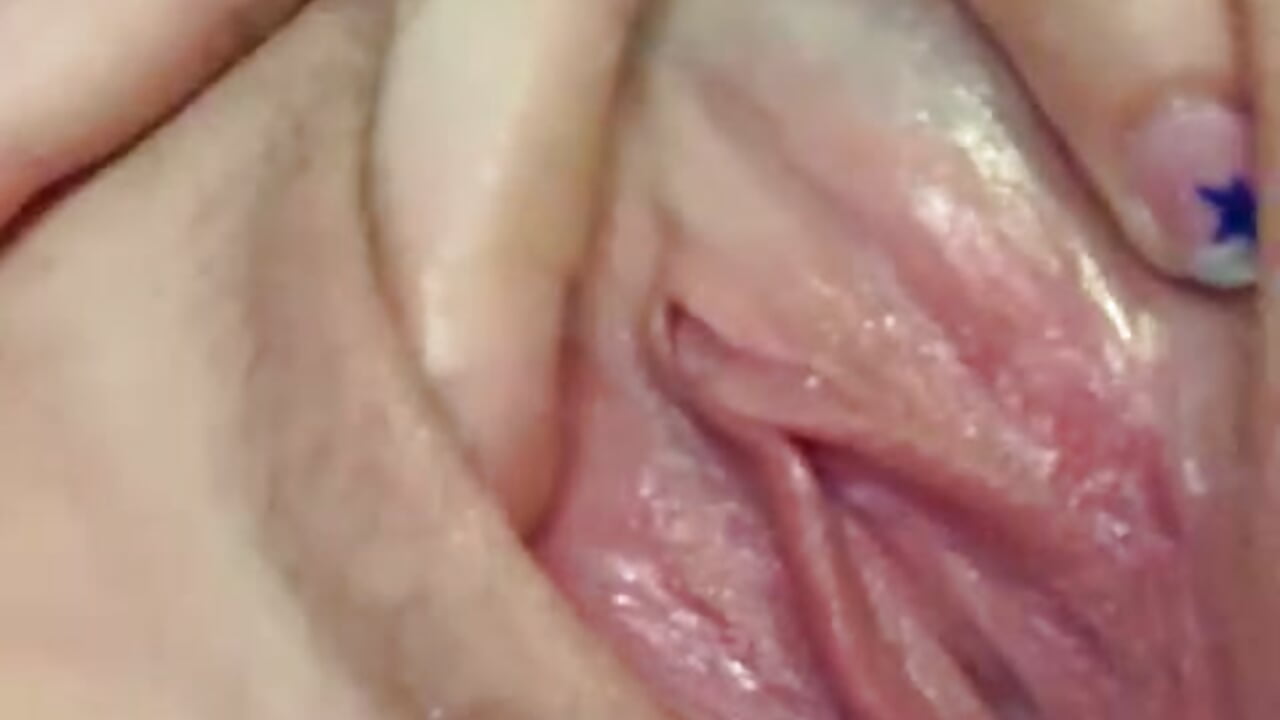 PLAYING PUSSY WET AND TITS OUT