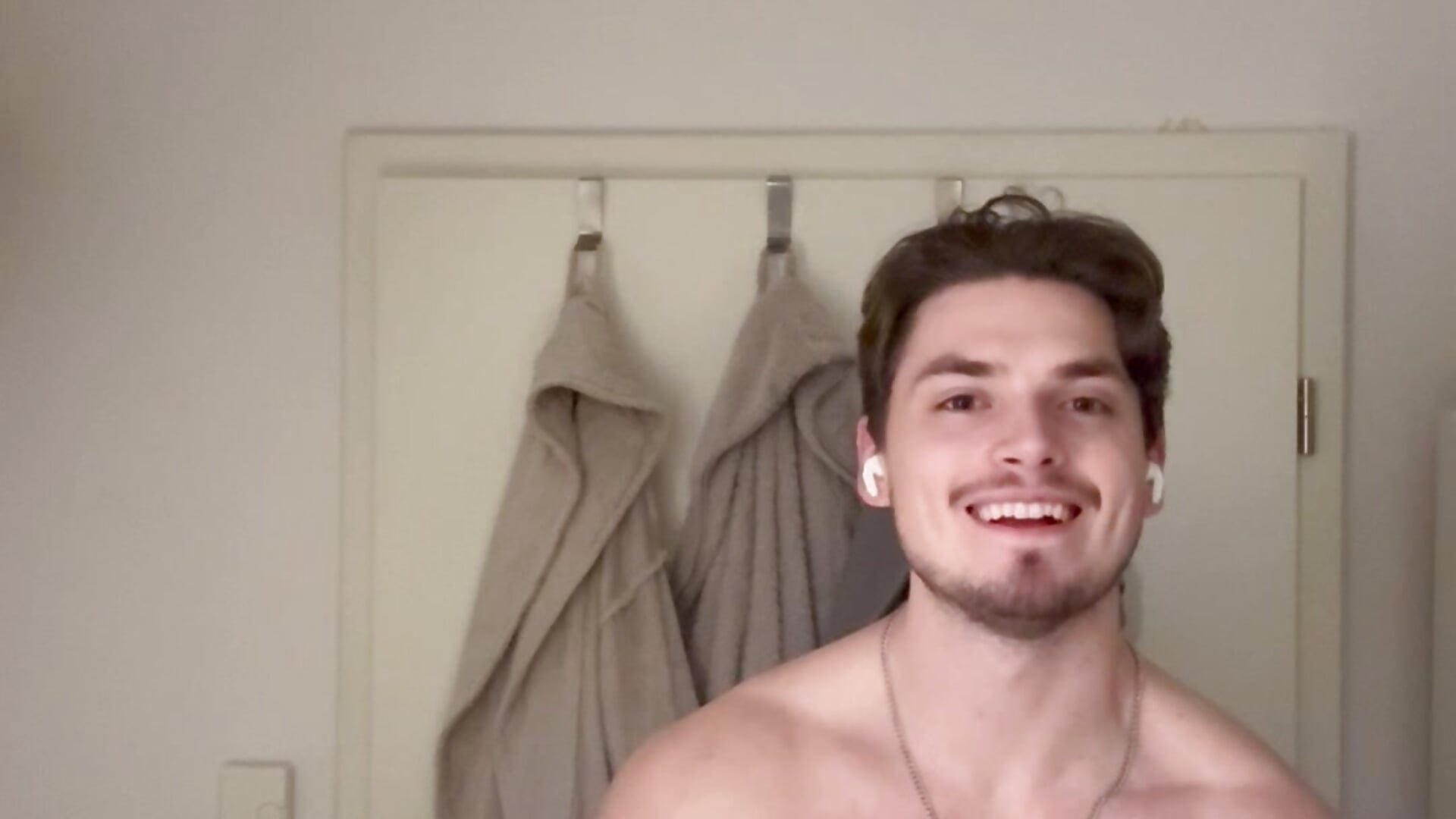 Luca flext für dich - video by xlucax cam model