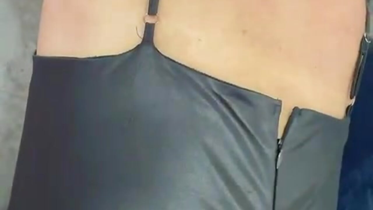 sexi ass - video by AlexxiaaMat cam model