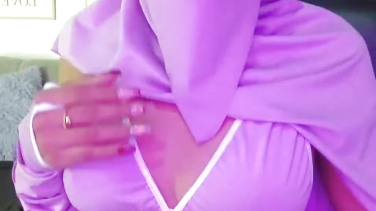 sexy baby - video by soul_arabian cam model