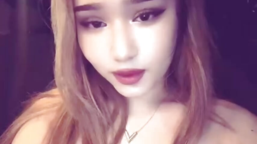 for the lovely audience - video by Suji_min cam model