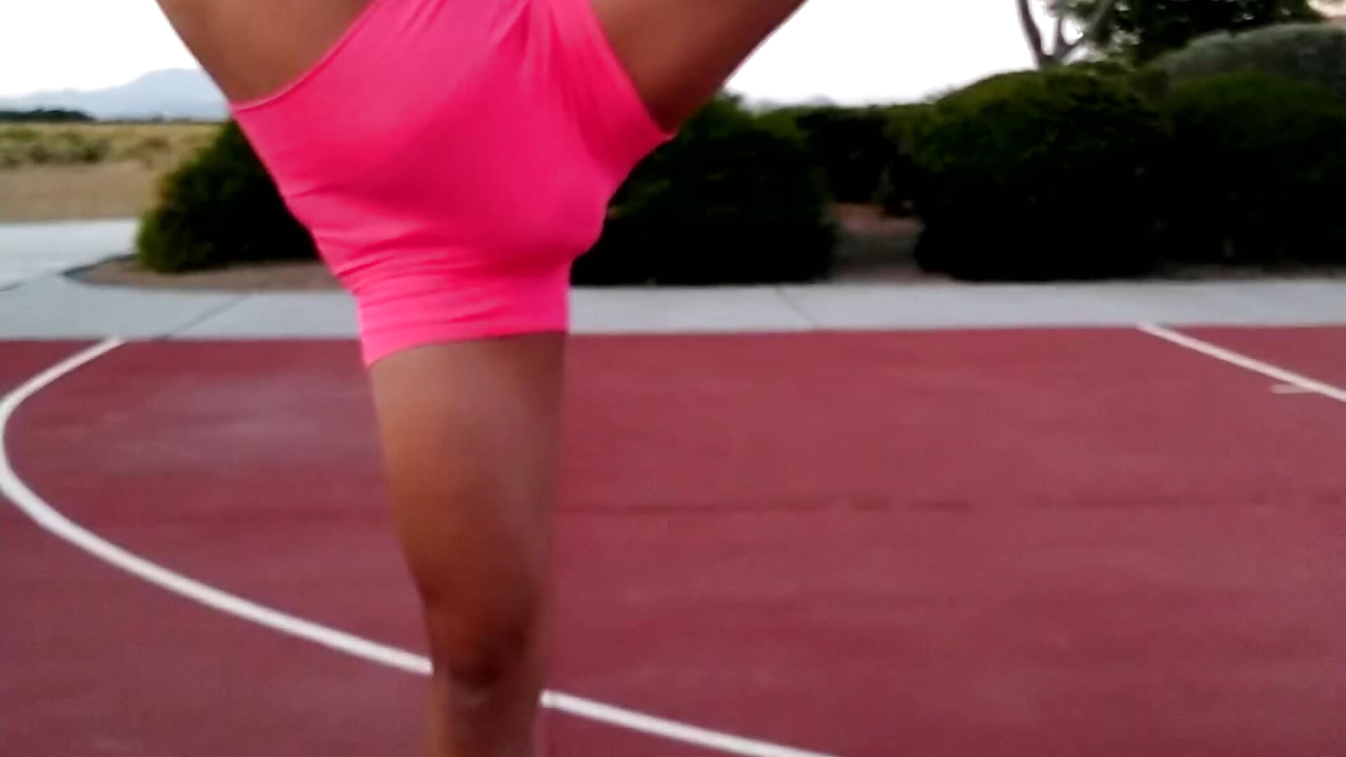 Stretching 🥰 - video by TranSexualJade95 cam model