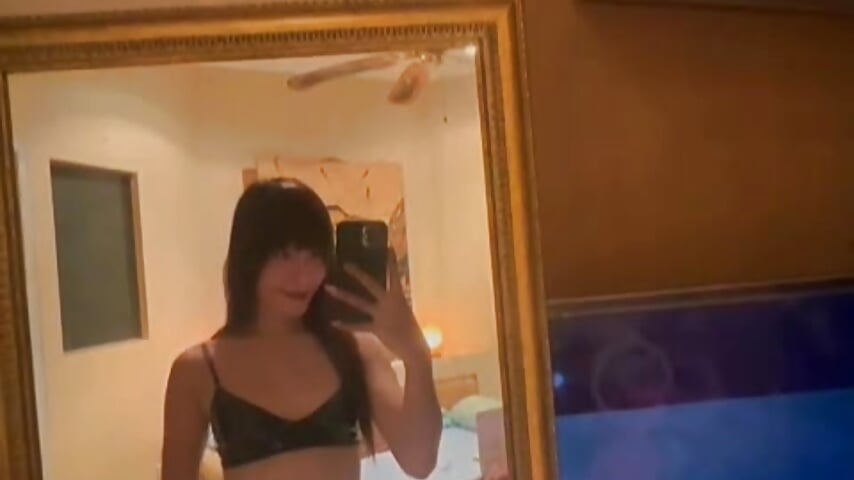 1000039755 - video av PrettyMai17 cam-modell