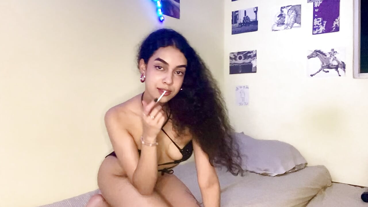 Besito 🥰 - video di Sora_pasquale modella di cam